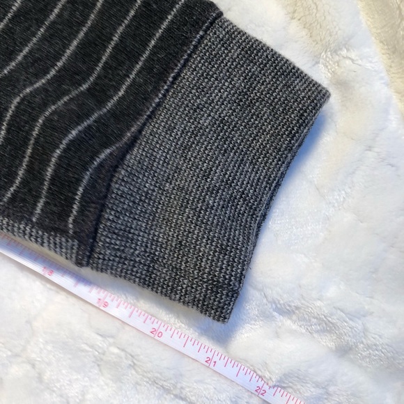 Prana wool blend full zip gray &charcoal stripe/XL - Picture 6 of 8